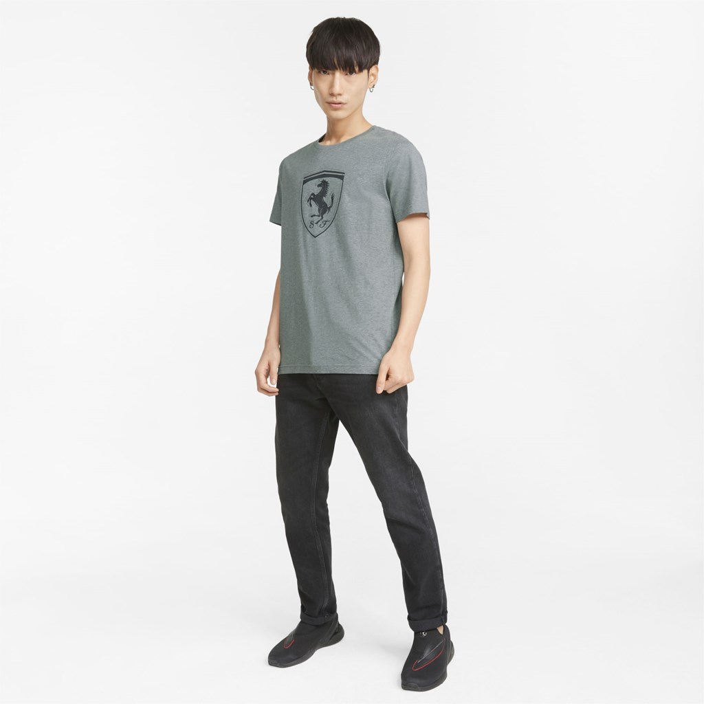 Medium Gray Heather Puma Scuderia Ferrari Race Tonal Shield Men's Tee | 9875VDRUW