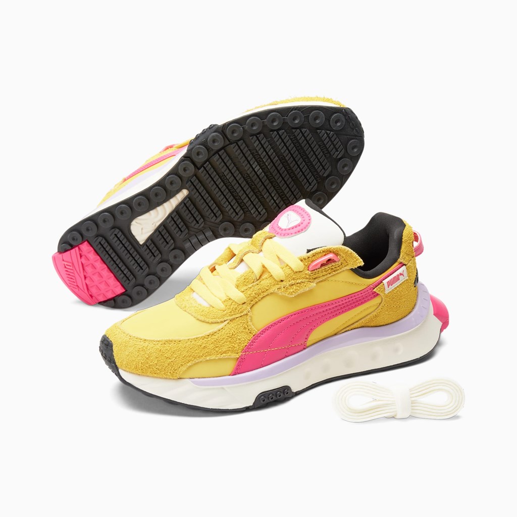 Super Lemon / Glowing Pink Puma Wild Rider Vintage  Women's Sneakers | 6910MVPWH