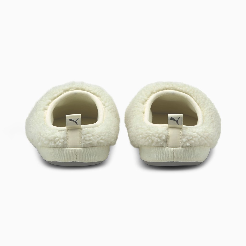 Whisper White Black Puma Scuff Sherpa Women's Slippers | 0296WLZSV