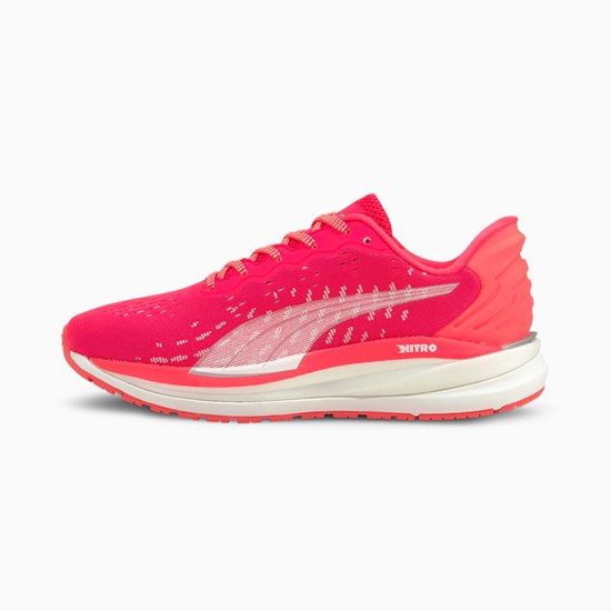 Sunblaze White Puma Magnify Nitro Running Women's Sneakers | 6920VKTHC